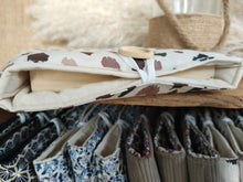 Charger l'image dans la galerie, Pochette à livre "Léopard"