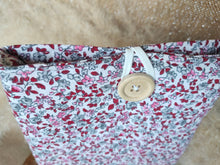 Charger l'image dans la galerie, Pochette à livre de poche/ liseuse " Liberty rouge "