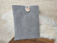 Charger l'image dans la galerie, Pochette à livre de poche/ liseuse " Velours côtelé"