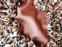 Charger l'image dans la galerie, Bonnet de soin " Seventies "