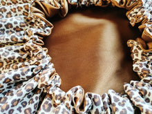 Charger l'image dans la galerie, Bonnet de soin " Léopard "