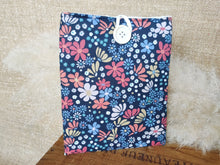 Charger l'image dans la galerie, Pochette à livre de poche/ liseuse " Eléonore "