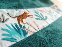 Charger l'image dans la galerie, Serviette enfant " Jungle " 🐆