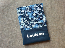Charger l'image dans la galerie, Protège carnet de santé " Louison "