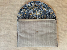 Charger l'image dans la galerie, Pochette pour PC portable " MARRON " (taille standard)