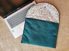 Charger l'image dans la galerie, Pochette pour PC portable " BLEUE " (taille S)