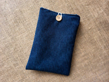 Charger l'image dans la galerie, Pochette à livre "Velours côtelé Bleu"