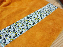 Charger l'image dans la galerie, Serviette enfant "Flowers "