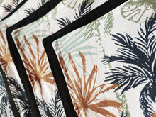 Charger l&#39;image dans la galerie, 1 Serviette de table &quot;Tropical 🌴&quot;

