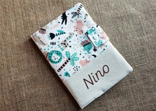 Charger l&#39;image dans la galerie, Protège carnet de santé &quot; Nino &quot;
