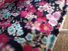 Charger l'image dans la galerie, Pochette à livre "Velours côtelé Doré 🌟"
