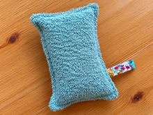 Charger l'image dans la galerie, Eponge lavable " Lola "
